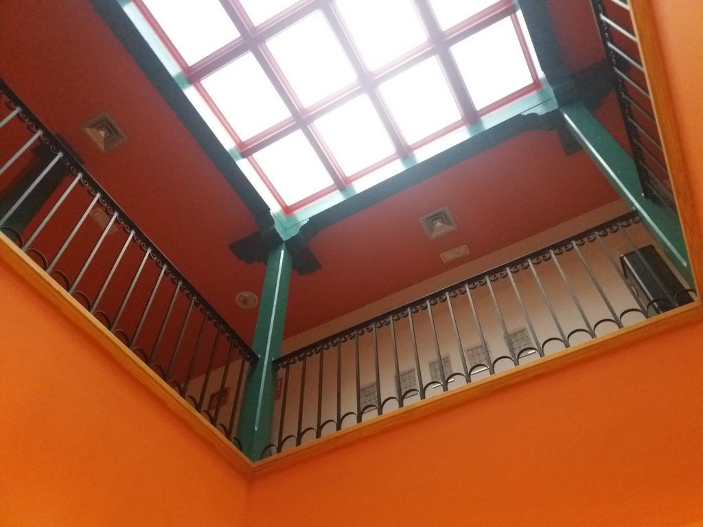 Hotel Y Apartamentos La Casa Rural Chinchón Екстериор снимка