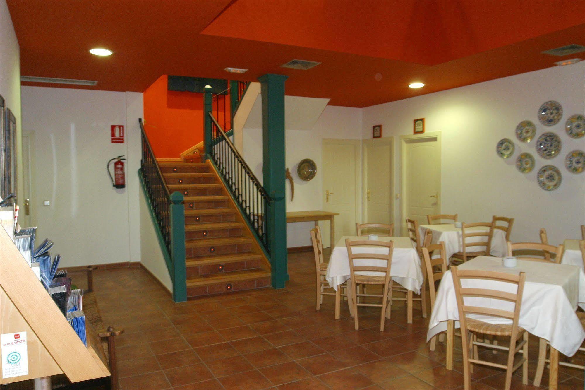 Hotel Y Apartamentos La Casa Rural Chinchón Екстериор снимка